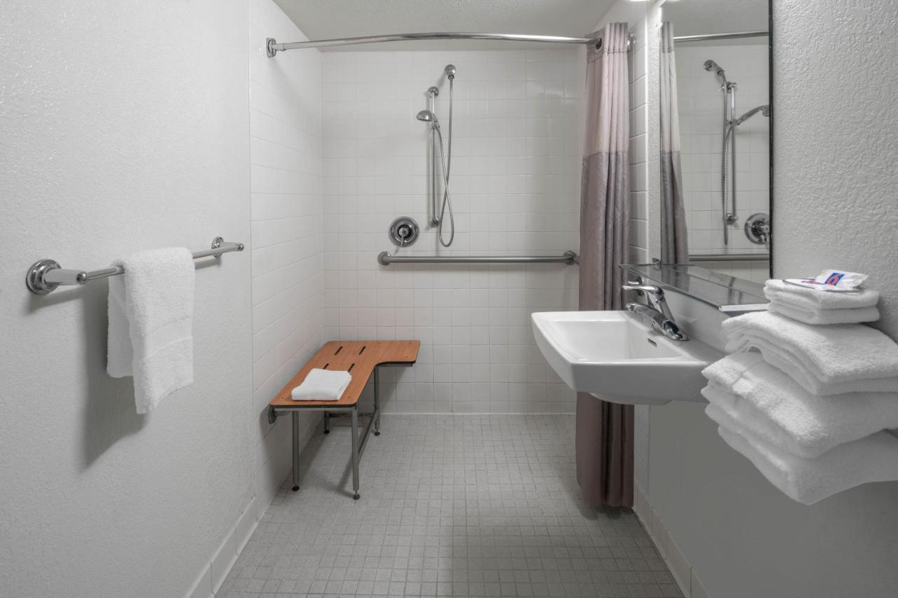 Studio 6 Suites Carpinteria, Ca Santa Barbara South المظهر الخارجي الصورة