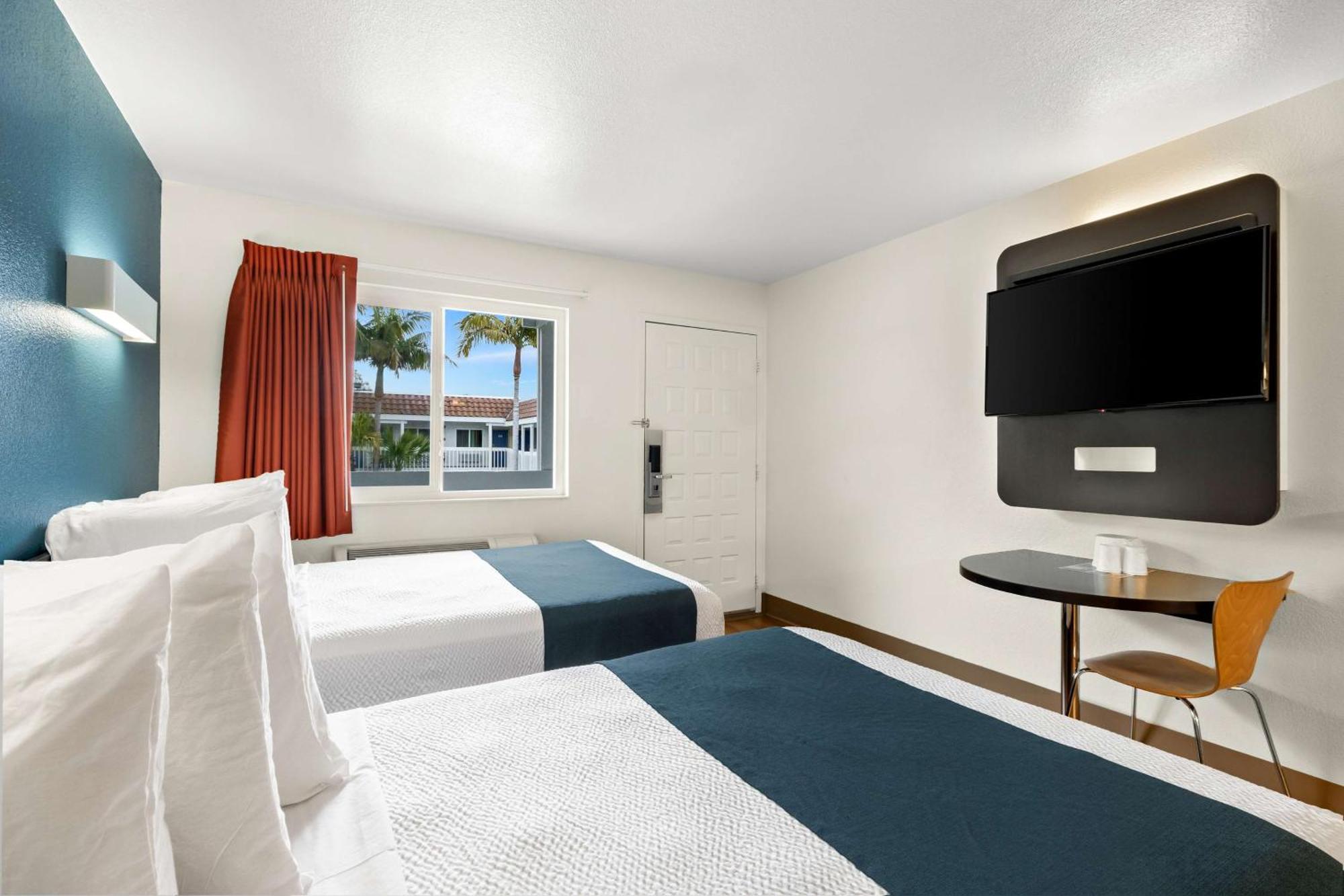 Studio 6 Suites Carpinteria, Ca Santa Barbara South المظهر الخارجي الصورة